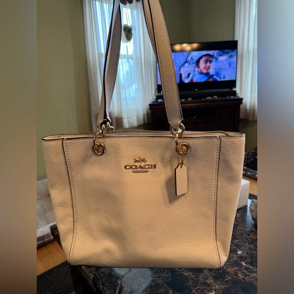 Coach Jess Tote in Chalk with Matching Wallet